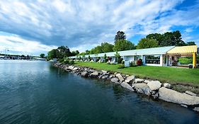 Yachtsman Lodge & Marina